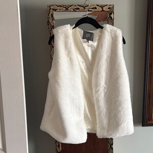 Luxe White Faux Fur Vest